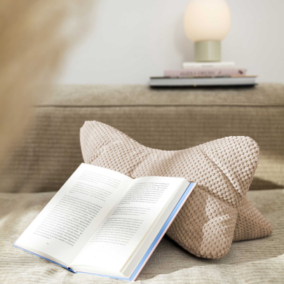 MAGMA Leseknochen COMODO 42 x 22 cm rose